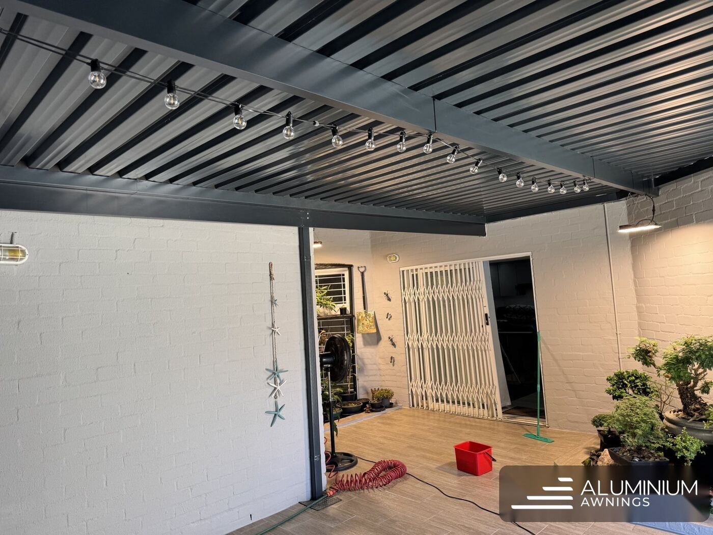 Charcoal ibr pergola flamingo vlei table view