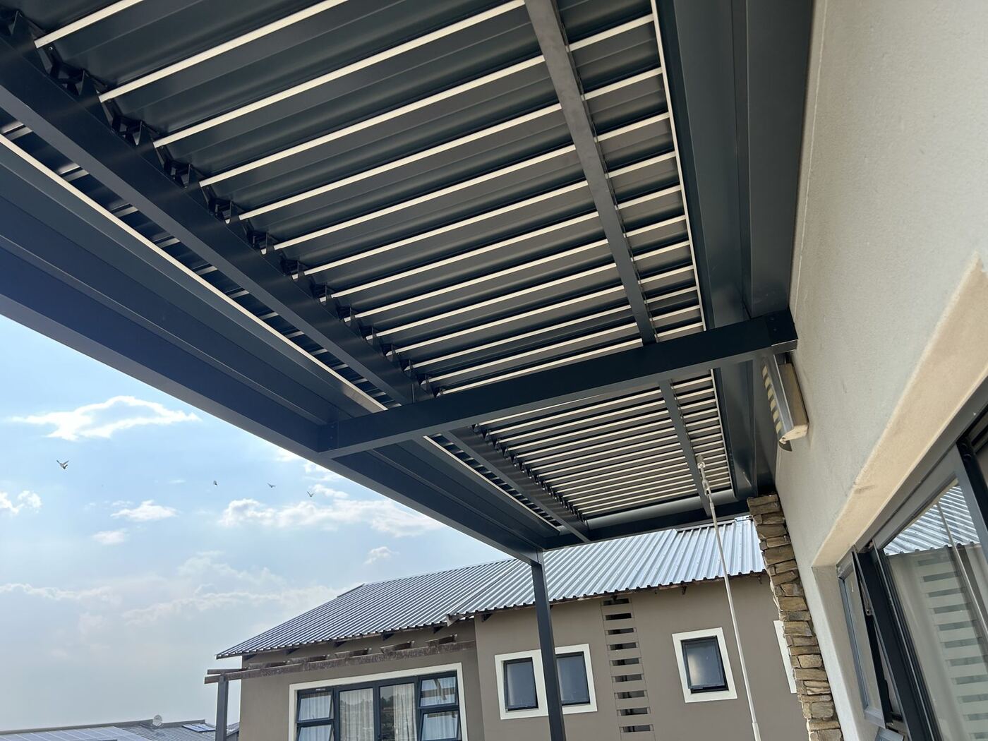 Charcoal Louvre with White Top, Somerset West — view 2.